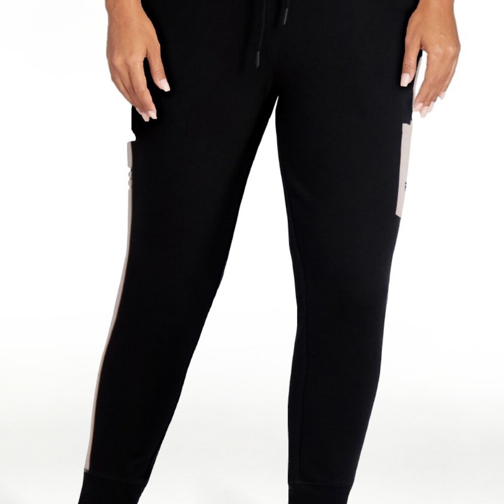 NWT Reebok Women's Level Up Jogger with Woven Side Pocket Size XL in black